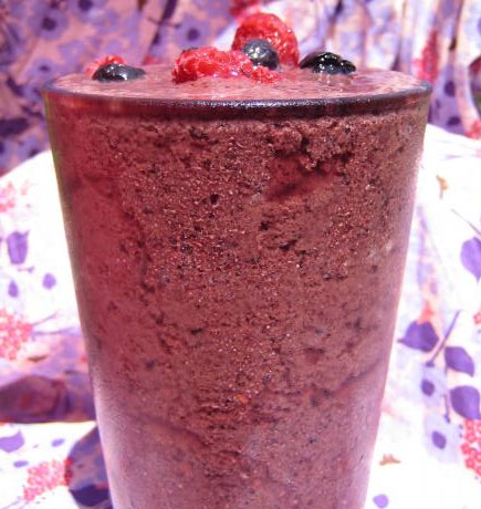 Low-Carb Chocoberry Geek Smoothie