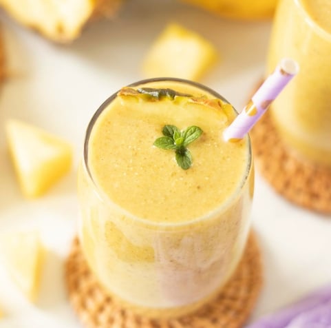 Banana Pineapple Smoothie Recipe with Almond Milk