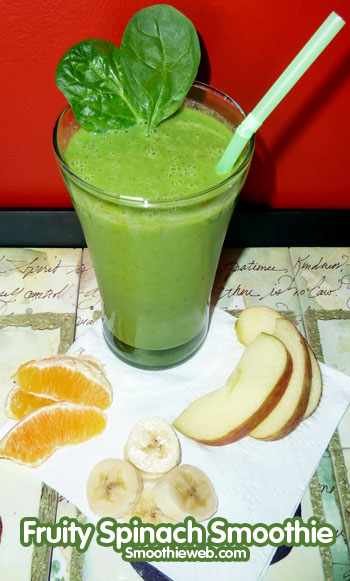 Green Spinach Smoothie Recipe with Fruit